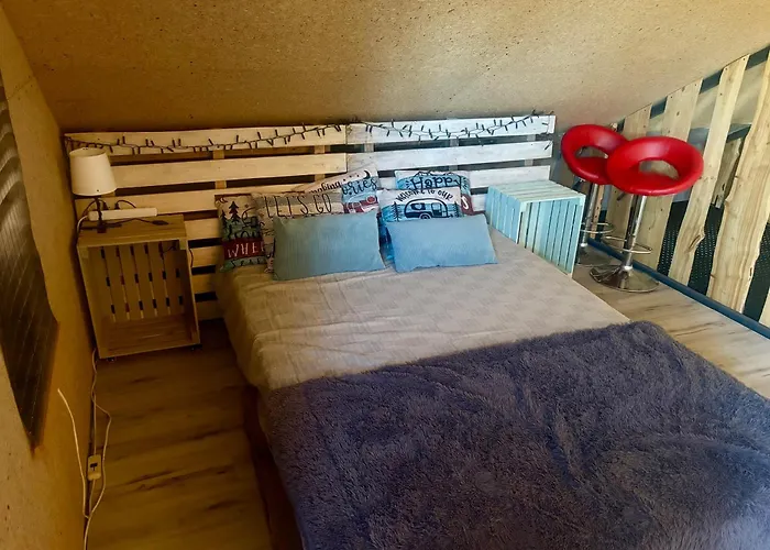 Holiday home Mazury Klimatyczny Dom Blisko Jeziora *